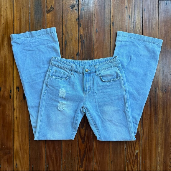 SHEIN light wash distressed midrise flare jeans 26 - Picture 3 of 5